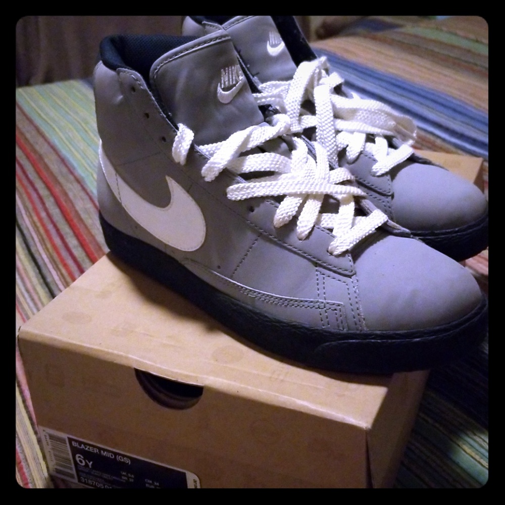 Nike Blazer Sneakers
